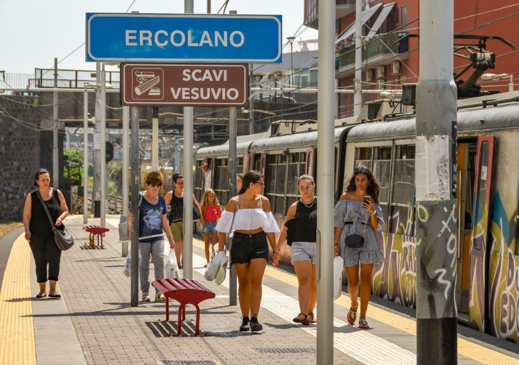 Recorrido para llegar al Parque Arqueológico de Herculano desde Nápoles y la estación Ercolano Scavi